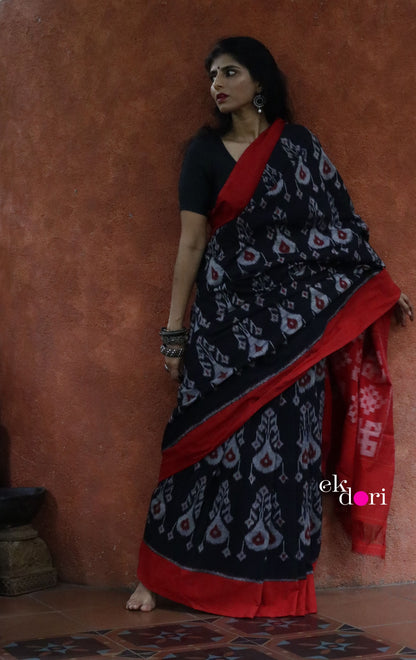 'Sandhya' Handloom Pochampally Ikat Saree : Workwear Saree Handloom Pochampally Ikat Saree