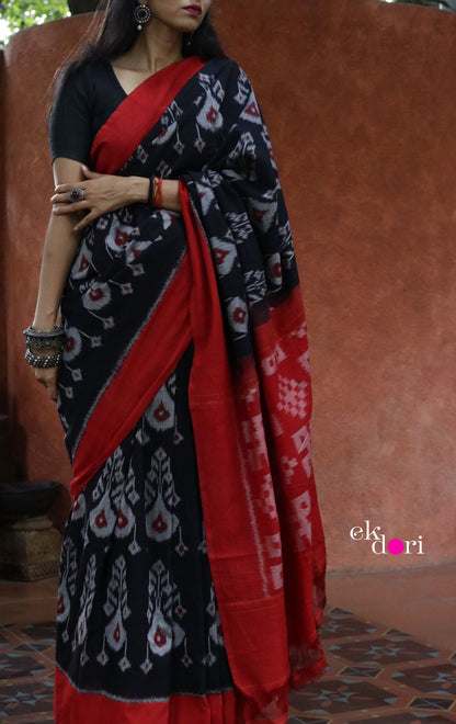 'Sandhya' Handloom Pochampally Ikat Saree : Workwear Saree Handloom Pochampally Ikat Saree