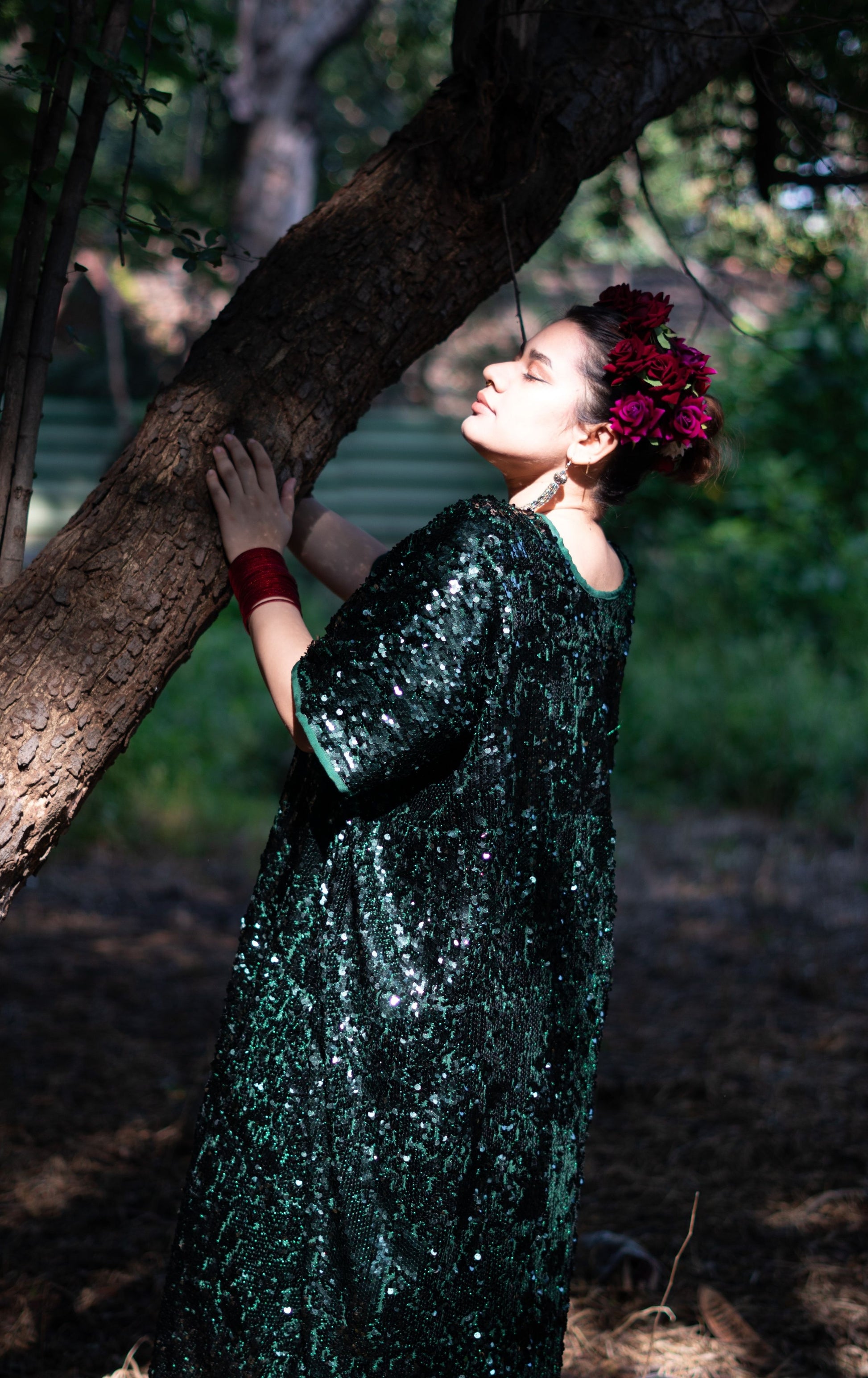 Barkha Moss Green Sequin Kaftan Dress : Festive Sequin Kaftan Dress Ek Dori Barkha Moss Green Sequin Kaftan Dress : Festive Sequin Kaftan Dress Ek Dori