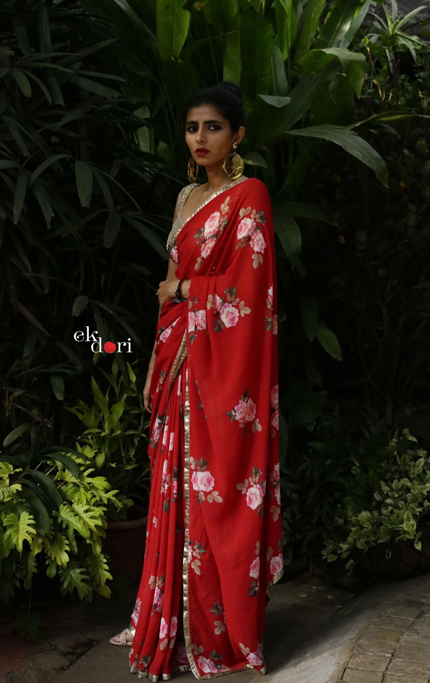 'The Queen' Red Floral Georgette Saree : Buy Festive Sarees Online